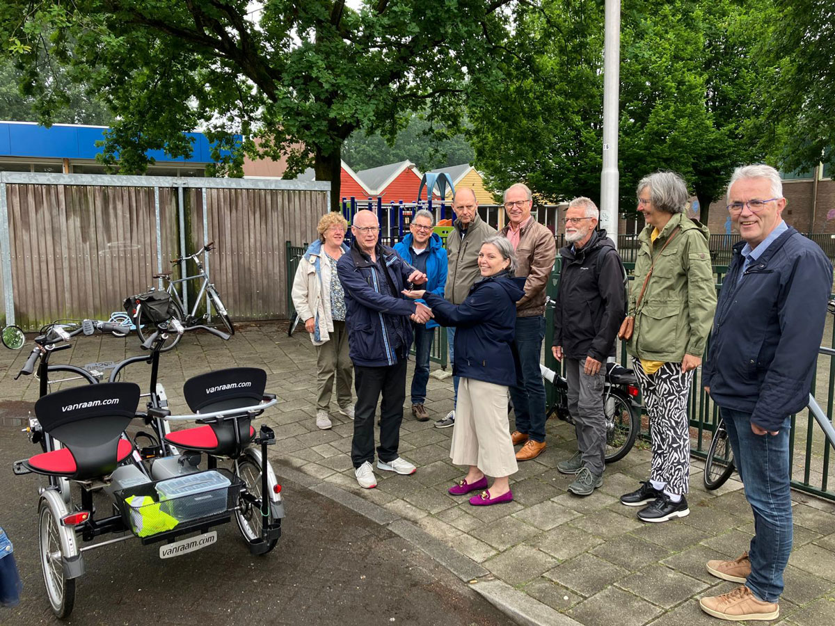 Fietsmaatjes-Oss-officieel-gestart